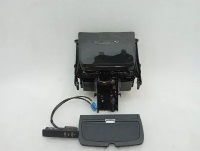 Mercedes CL W217 glāžu turētāji A2226804201 glāžu turētāja turētājs