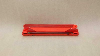 Mercedes CLS W218 Trójkąt ostrzegawczy A2048900197 Trójkąt ostrzegawczy