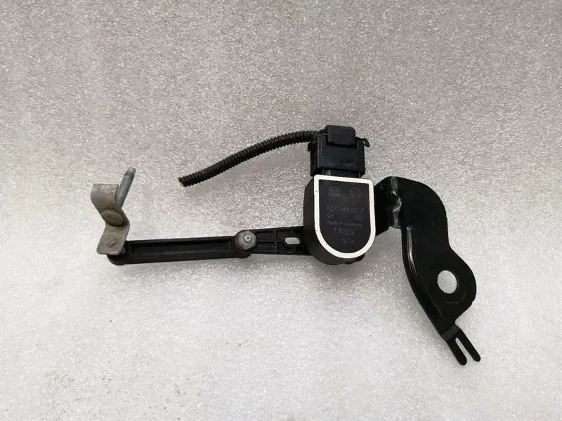 Mercedes CL W217 Light Level Sensor Front Left A2229050503 Level Sensor Front Li
