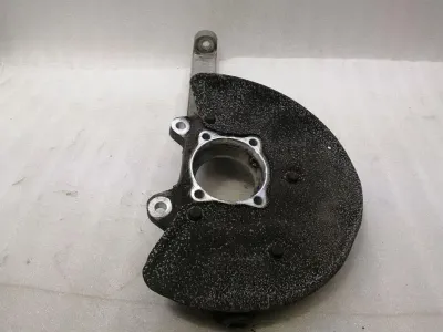 Mercedes ML W166 labā priekšējā rumba A1663301020 riteņa rumbas gultņa korpuss priekšējais labais