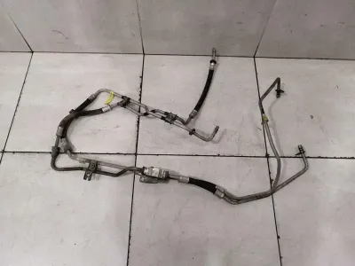 Mercedes ML63 W166 AMG pārnesumkārbas caurules A1665004472 transmisijas eļļas līnija M157