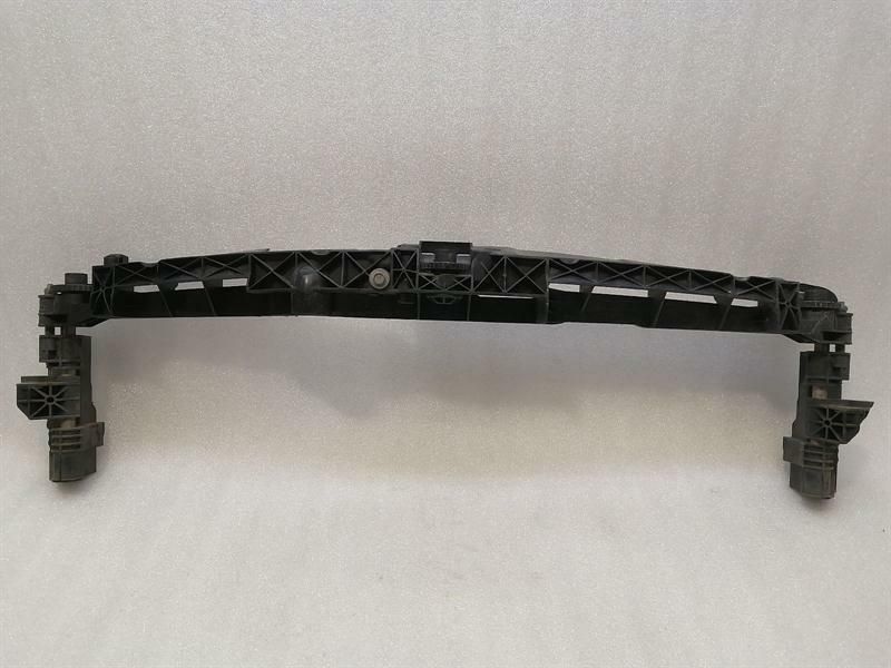 Mercedes E Class W212 Front Grill Bracket A2128801403 Radiator Grille Holder Carrier