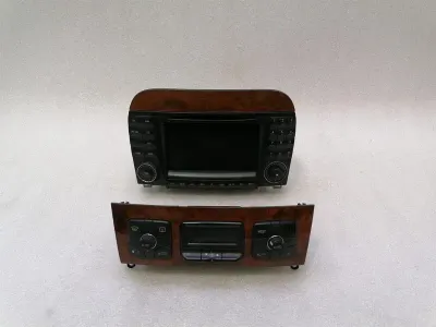 Контроллер аудиосистемы Mercedes S-класса W220 NAVIGATION A2208205989 ДЕФЕКТ