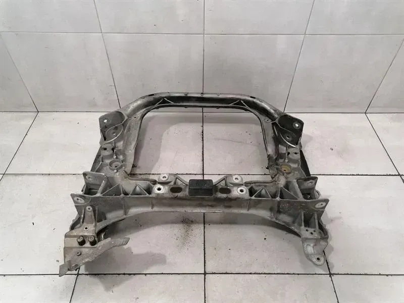 Mercedes S-Class W220 Beam Subframe Front A2206280757 Front Axle Beam