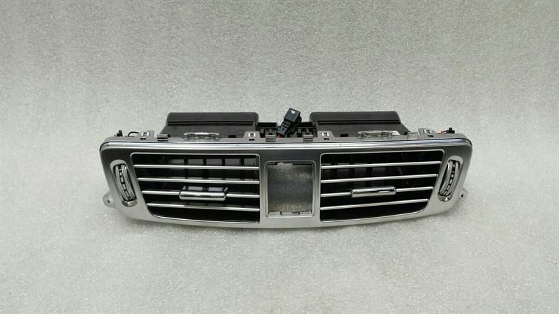 Mercedes CLS W218 Centre Air Vent A2188300054 Air Vent Vent Grille