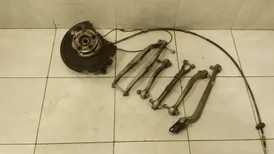 Mercedes CLS W219 RRH Hub A2113504608 Wheel Bearing Housing Rear Right