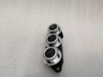 Mercedes CLS W218 AMG ESP Превключвател на окачването A0138208410 Бутон за превключване