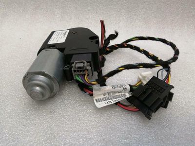 Moteur de toit ouvrant Mercedes GLS X166 GLS63 A1669069600 Moteur de toit ouvrant