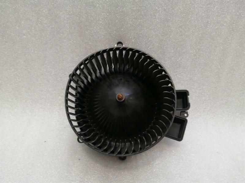 Mercedes GLS X166 RHD Heater Blower A1669066200 Right Handlebar