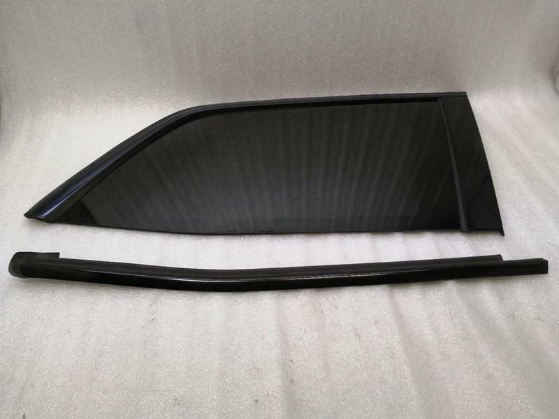 Mercedes GLS X166 AMG Right Quarter Glass A1666704200 Screen 1/4 Rear Right