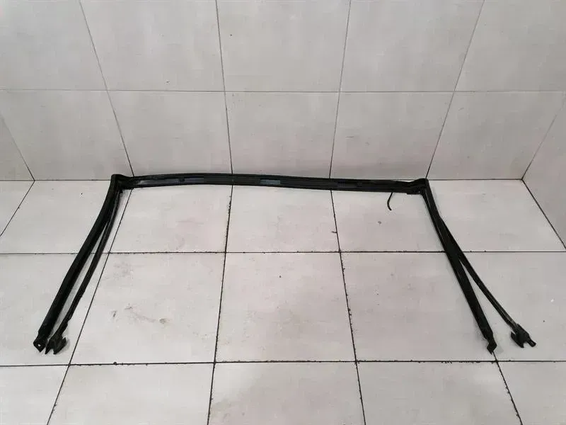 Mercedes SL R230 windshield seal A2307200078 sealing frame windshield