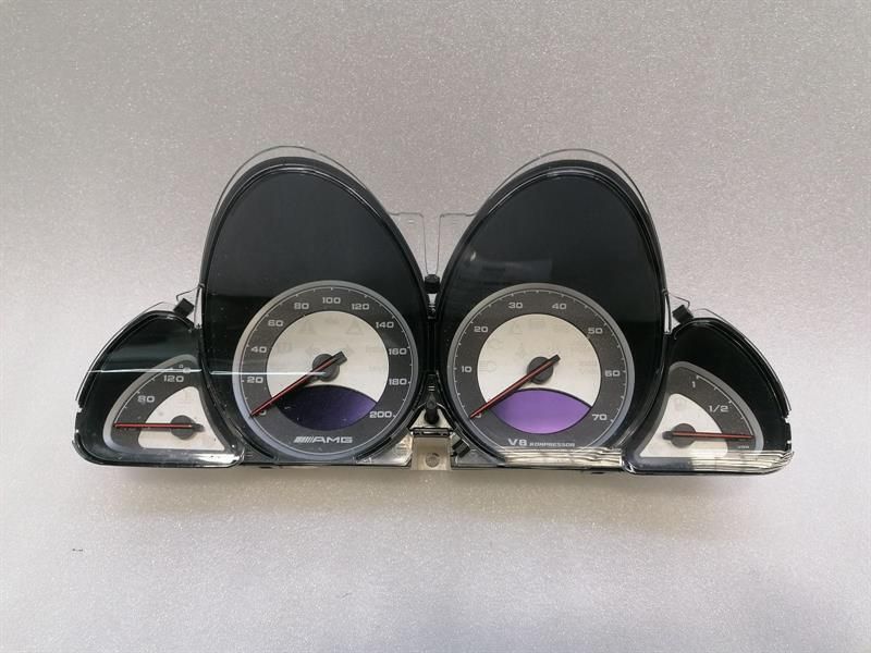 AMG Mercedes SL R230 Instrument Cluster a2305406811 Speedometer