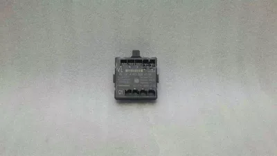 Mercedes GLE W166 модуль передней левой двери A1669009714 блок управления передней левой дверью