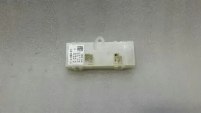 Mercedes GLE W166 laivas vāka modulis A1669008512 bagāžas nodalījuma durvju vadības bloks