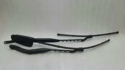 Ensemble de bras d&#39;essuie-glace pour guidon droit Mercedes GLE W166 A1668201044
