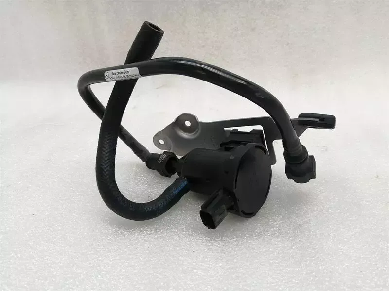 Mercedes SL R231 Purge Valve A2314700364 Fuel Purge Valve