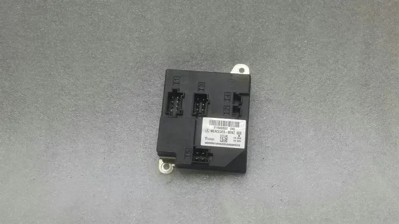 Mercedes CLS W219 Body Module A2115453532 Control Unit SAM