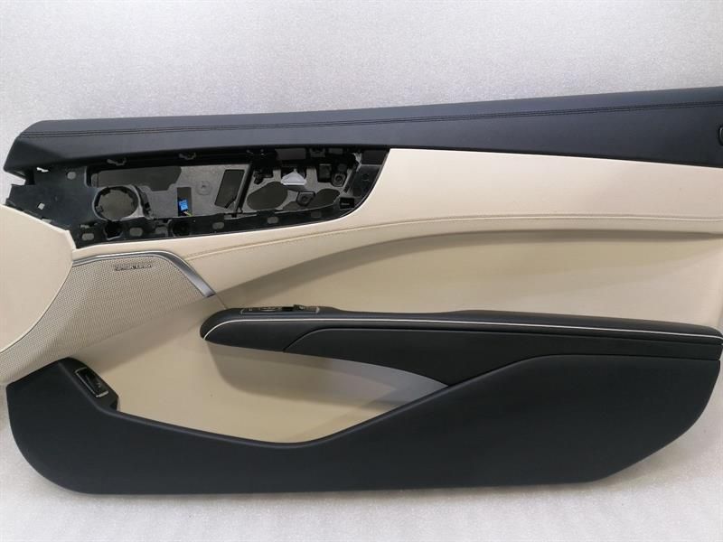 Mercedes SL R231 Door Card Right DESIGNO LEATHER A2317205601 RHD RIGHT HANDLEBAR