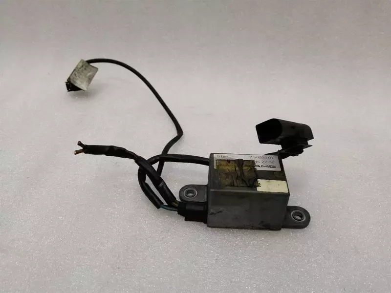 Mercedes W220 S C215 W215 CL R230 SL 55 AMG fuel petrol pump control unit