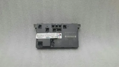 Mercedes E Klasa W211 FRH moduły drzwi A2118201685 jednostka sterująca drzwiami przód prawa