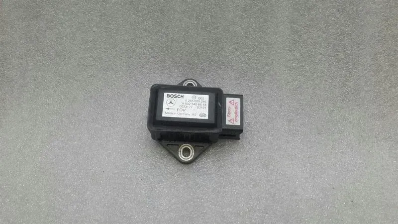 Mercedes E W211 YAW RATE Sensor A0025426618 Rotary Rat Sensor