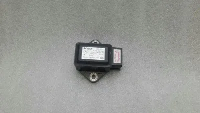 Mercedes E W211 YAW RATE sensors A0025426618 rotācijas žurku sensors