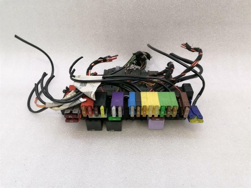 Mercedes SL R230 Fuse Box A0345456232 Fuse Box SAM AMG