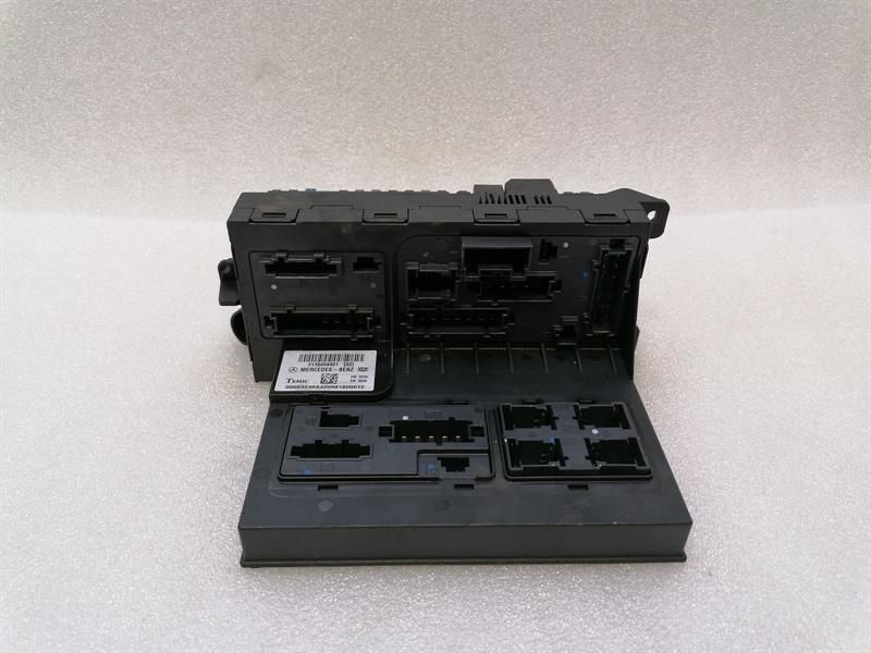 Mercedes E Class W211 Fuse Box A2115454401 Fuse Box FRONT SAM