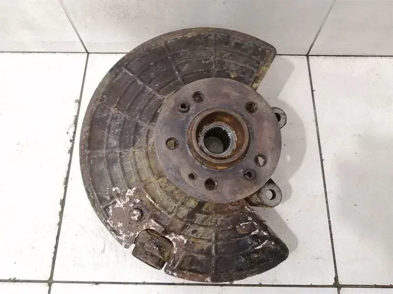 Mercedes ML55 W163 Right Front Hub A1633300520 Wheel Bearing Housing Front Right