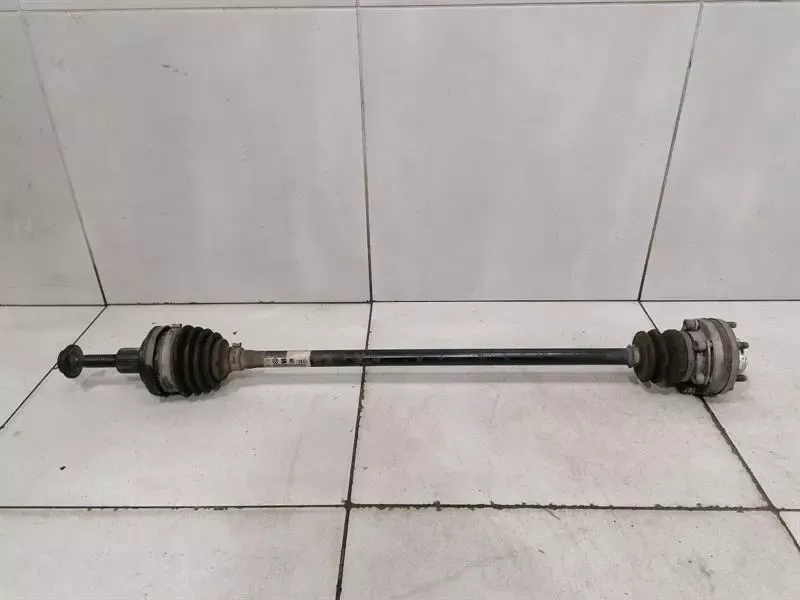 Audi R8 Type 42 V10 5.2 Left Front Drive Shaft 420407271A Drive Shaft Front Li
