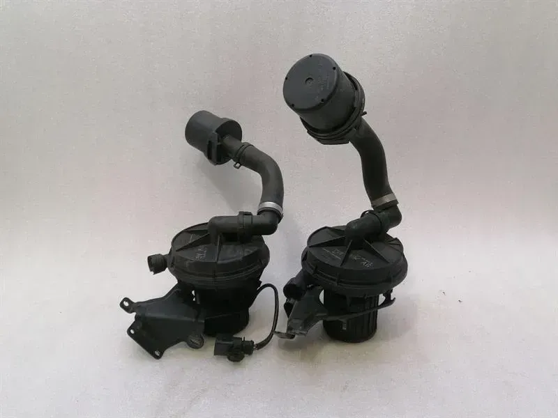 AUDI R8 TYPE 42 V10 5.2 SPYDER AIR PUMP KIT 420906601B AIR PUMP KIT