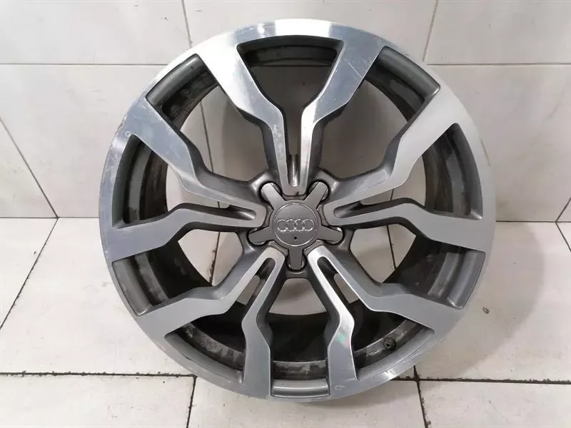AUDI R8 TYPE 42 V10 5.2 SPYDER ALLOY WHEEL FRONT 420601025AM Alloy Wheel