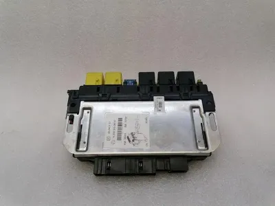 Skrzynka bezpieczników Mercedes SL R230 A2305450832 Skrzynka bezpieczników SAM