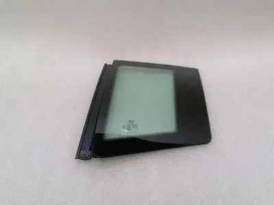 Audi R8 4S V10 RWD left rear 1/4 glass 4S8845299A door window 1/4 rear LH