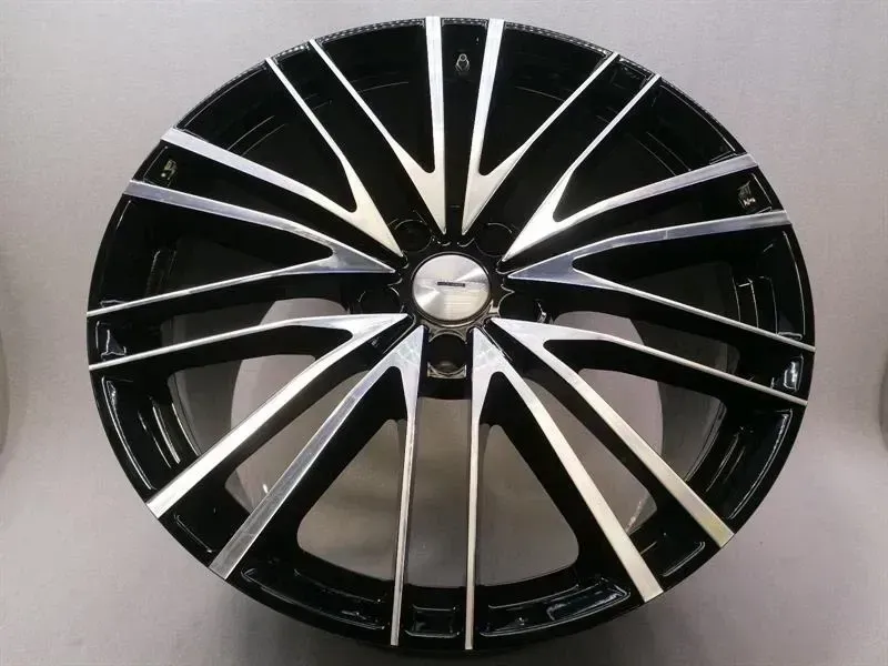 21 REAR ASTON MARTIN DBS SUPERLEGGERA 18-24 Alloy Wheel LY73-9965G-AB Alloy Wheel