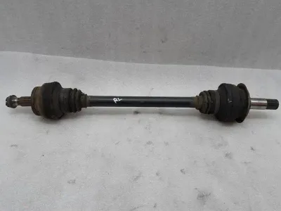 Mercedes C63 W204 Vänster Bak Drivaxel A2043501610 Drivaxel Bak Vänster