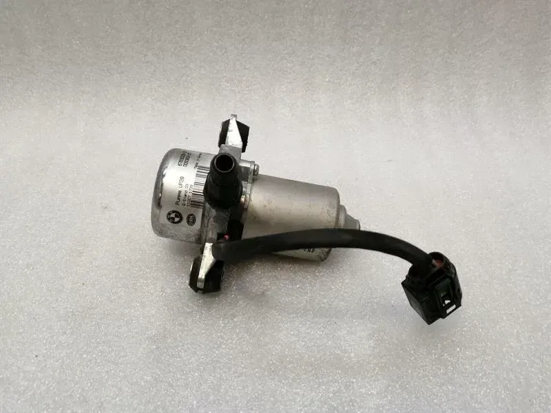 BMW 6 Series E63 M6 V10 Vacuum Pump 6769029 Vacuum Pump