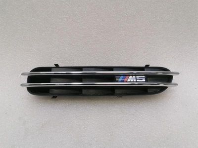BMW 5 Series E60 Right Wing 7896850 GRILL M5 Front Right Fender