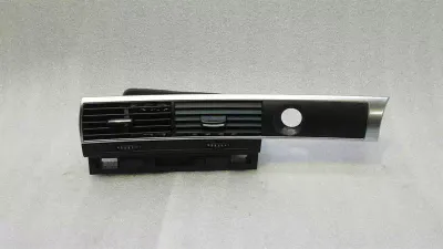 Audi RS6 4F RHD Air Vent 4F2820951 Right Handlebar