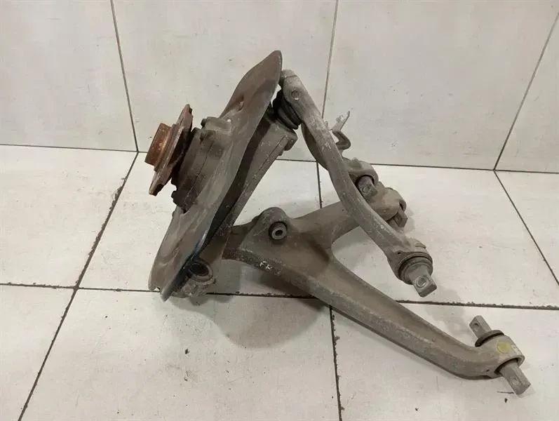 Lamborghini Huracan LP 610-4 FRH Hub 4T0407246D Wheel Bearing Housing Front Right