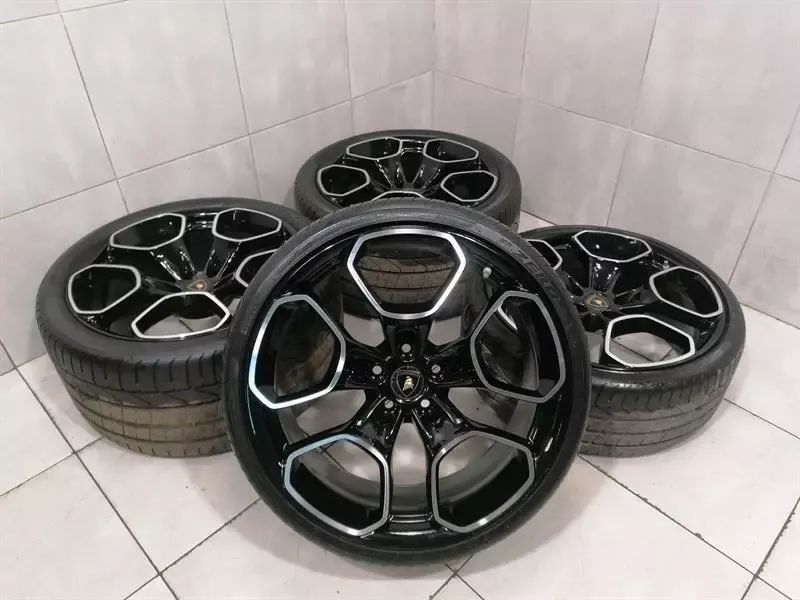 LAMBORGHINI HURACAN Alloy Wheels 4T0601017 Alloy Wheel SET SET 4T0601017A