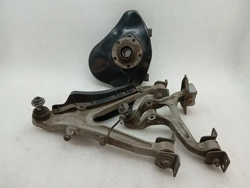 Audi R8 Type 42 V10 5.2 Left Front Hub 420407245F Wheel Bearing Housing Front Left