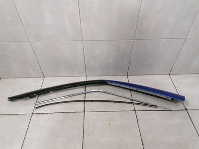 Nissan GT-R R35 left body moulding set 76837JF00A left strip set