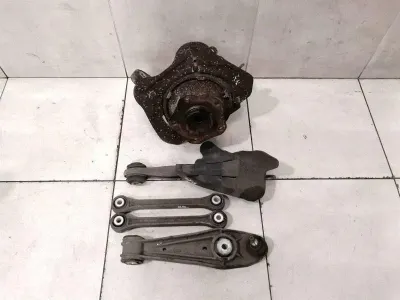 Ensemble de moyeu arrière droit Porsche 911 997 99733111207 Boîtier de roulement de roue arrière droit