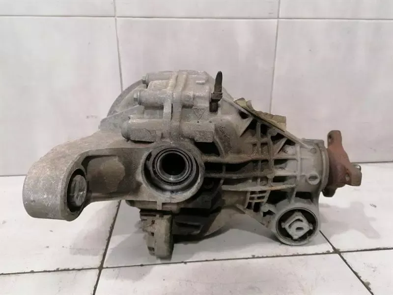 Porsche Panamera 970 Rear Diff 97035001101 Differential Rear AGT 3.6 V6