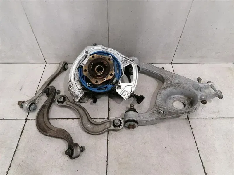 Bentley Continental GTC 18-24 3S 3SD Right Rear Hub 971505436F Wheel Bearing Housing