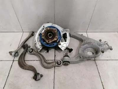 Bentley Continental GTC 18-24 3S 3SD Right Rear Hub 971505436F Wheel Bearing Housing