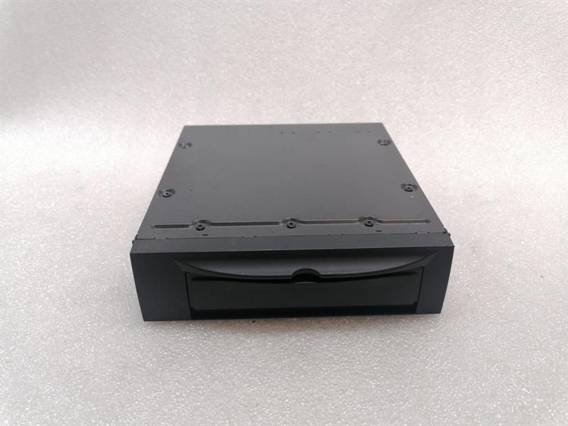 ASTON MARTIN DB9 Volante CD Player 4G43-10E887-EE Audio System Controller