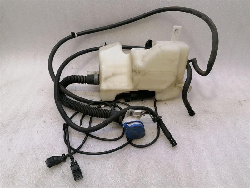 Aston Martin Vantage V12 Washer Fluid Reservior 6G33-17B613-BA Water Tank