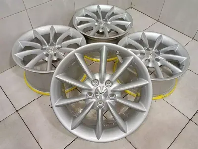 18 ASTON MARTIN DB7 VANTAGE V12 КОМПЛЕКТ Алуминиеви джанти 36-120944-AB КОМПЛЕКТ Алуминиеви джанти